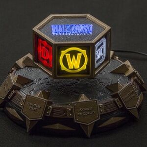 Blizzard Entertainment Employee Holiday Gift 2018 Floating Lit Spinning Statue